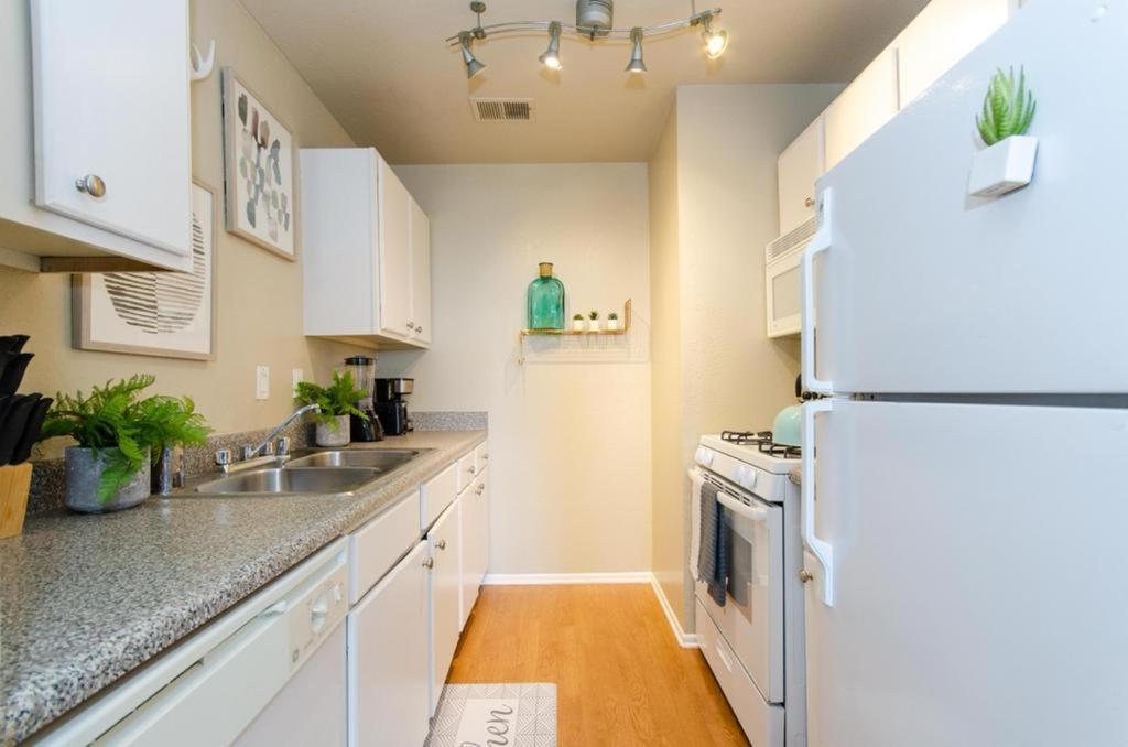 Ferienwohnung Gucci Mickey And Maxico Lofts Free Parking And Wifi Los Angeles Exterior foto
